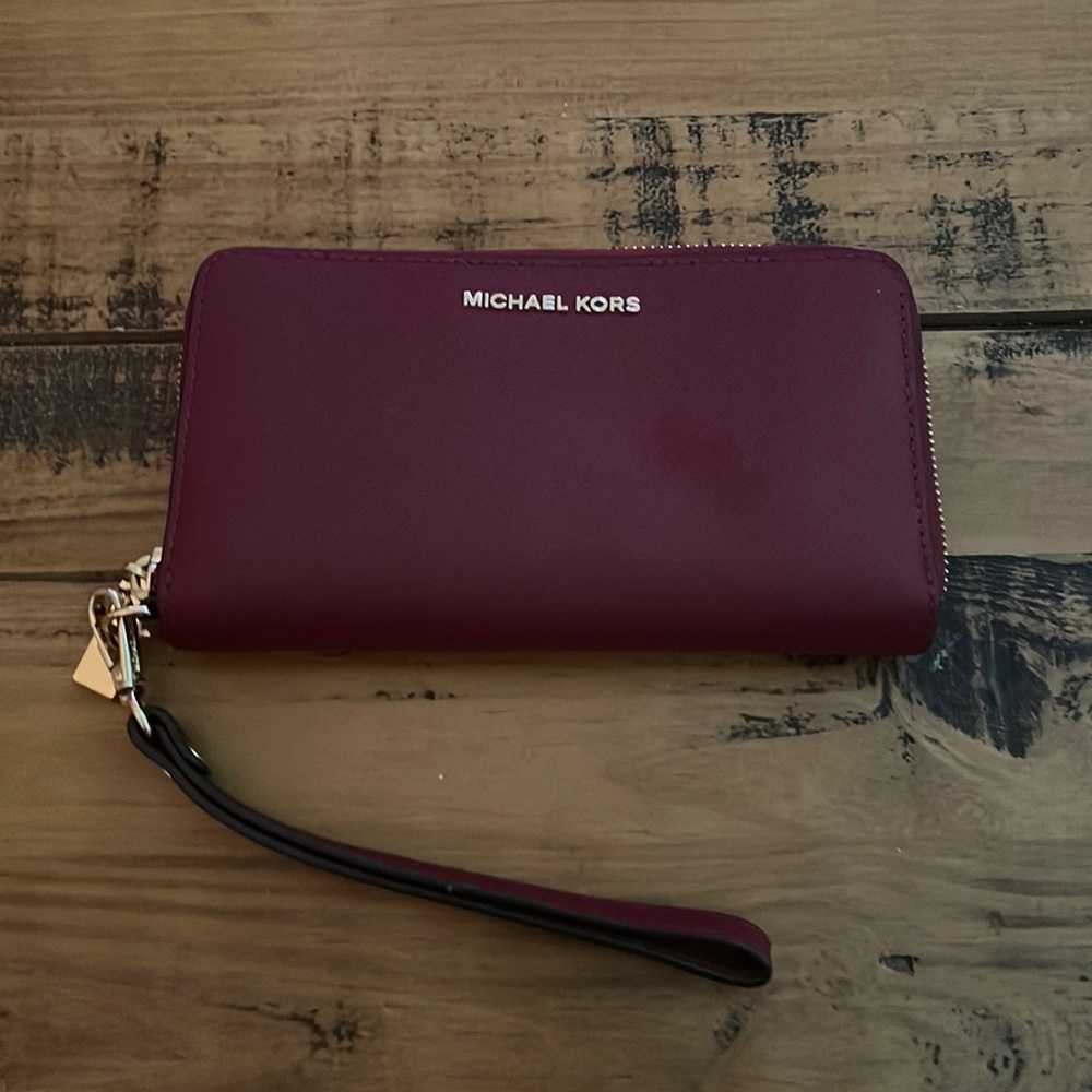 Micheal Kors Wallet